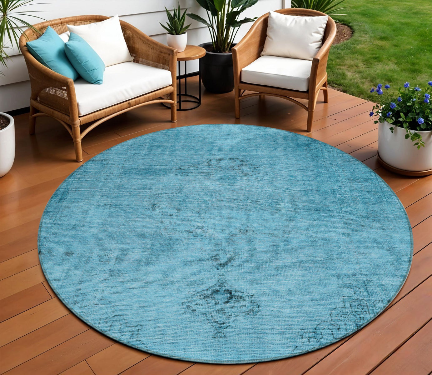 8' Denim Blue And Navy Blue Round Oriental Washable Indoor Outdoor Area Rug